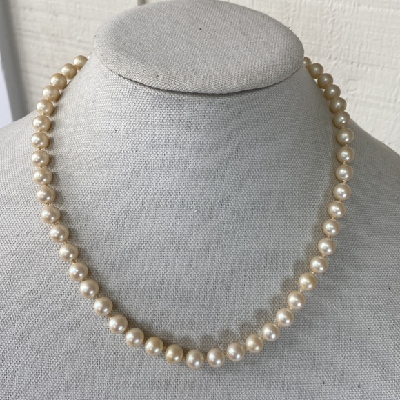 Vintage petite single strand pearl bead necklace - Picture 1 of 5